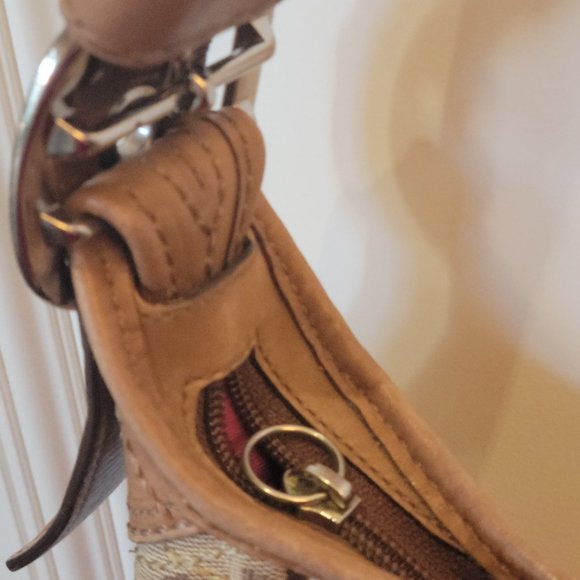 Coach Signature Rugby Stripe - Picture 8 of 16